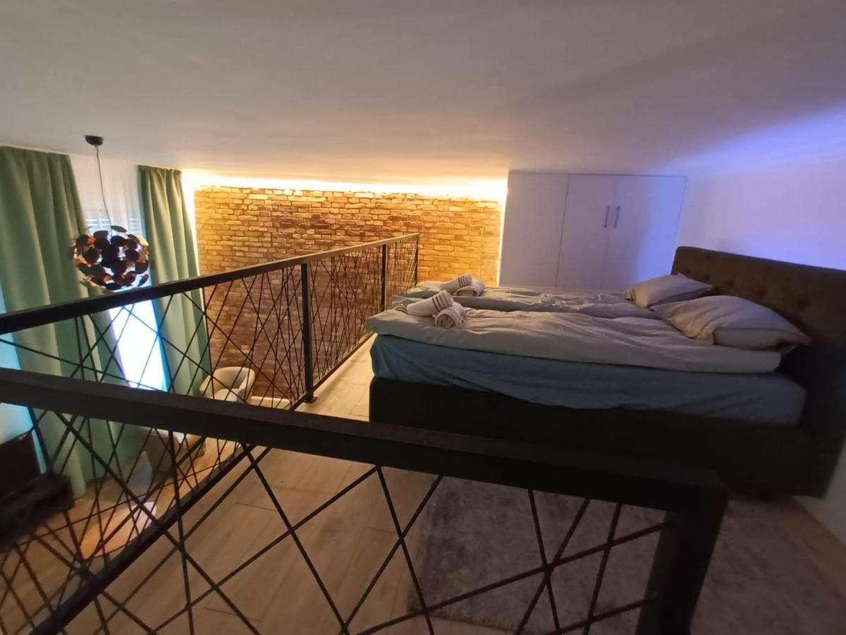 Duna River Shining Apartments — Photos 3